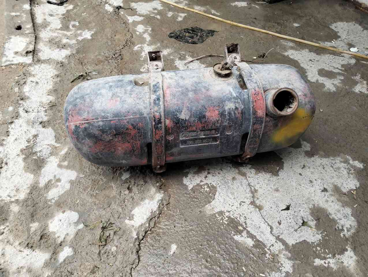 تانكي. اللبيع جاهز 
العنوان بغداد ***********
