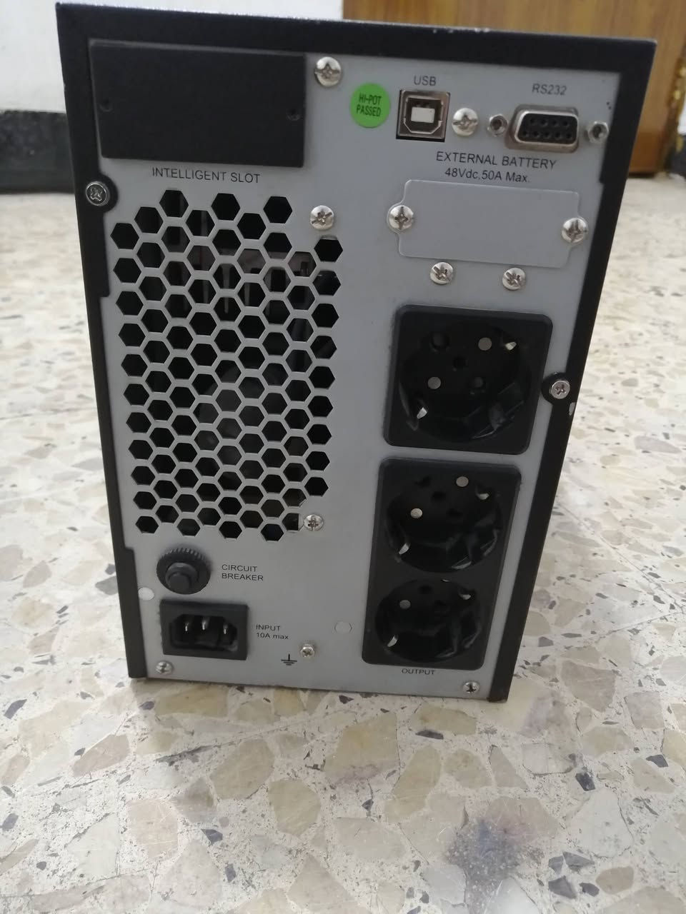 السلام عليكم
UPS 2KV ONLINE
جهاز نظيف كامل وية البطاريات
السعر 190
رقمي ***********
