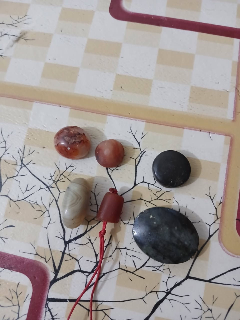 احجار ملاكط وقديمه للبيع 
١ عقيق الخطوه عدد ٢
٢ عطف ملاكط عدد ٣
٣عباسيه قديمه مثقوبه عدد ١
٤ نيشابوري اصلي عدد ١
٥ جزعه قديمه عدد ١
٦ حجر عباس اباد اصلي  ١
٧ حجر الطاووس عدد ١
سعر القطعه  ١٠ آلاف


**إذا كنت صاحب هذا الإعلان وتريد حذفه لأي سبب، رجاءا أرسل رسالة إلى الدعم الفني**