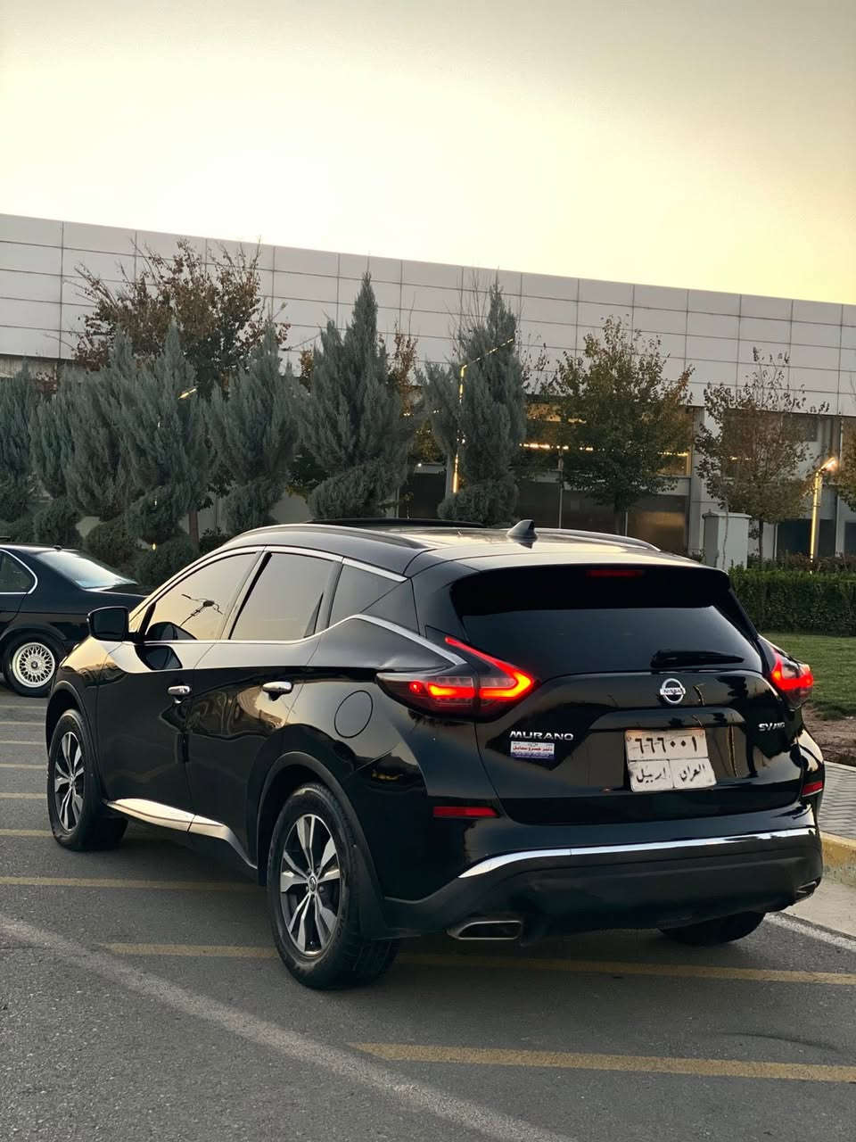 ﷽
‏ NISSAN MURANU 2019 sv AWD
نيسان مورانؤ مؤديل 2019 sv قه پات مواسفات
فول فول مواسفات پانؤراما و ده بل ئه كسل
------------------------------------
شوين🌆: سليمانى                  سعر💵: 136$
موبايل📲: ***********
***********
------------------------------------
مه كينه V6 3.5L شه ش بستؤن
گير و مه كينه ى به شه رت نه كراوه ته وه
سه وت و سه رف و خه له لى نييه به شه رت
70 هه زارى حه قيقى رؤيشتوه
------------------------------------
{{ يه ك پارچه و په له يه كى بؤياغه }} بئ ناو گرتن
زور جوان ماوه ته وه و نمونه يه له جوانيدا
------------------------------------
مواسفات
{ به سمه - پانؤراما - ده بل ئه كسل - شه غال - رادارى پيش و دوا - رادارى ته نيشت - خه تى جاده - سندرق شه فت-كوشن كاره با - كوشن هيته ر - كوشن خه زن - ده شبول ليد - تبريد مه ركه زى - تبريد له مس - زينؤن - ويل گه وره - ڤؤليؤم - تحديد سورعه - زؤر مواسفاتى تر }
------------------------------------
چوار تايه و ويلى لؤكى بؤبه ستراوه
كامل سيرڤزى بؤكراوه و يه ك دينار مه سروفى نييه
ته حويل و غه رامه به شه رت
::: گير و مه كينه و كاره باى و هه موو گيانى به شه رت :::
------------------------------------
