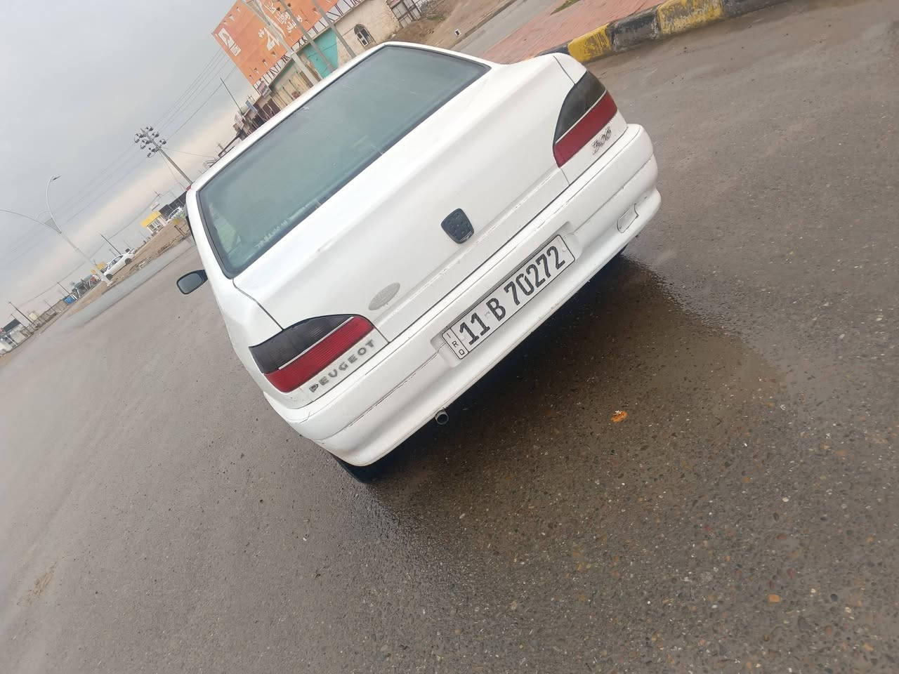 سلام عليكم بيجو للبيع ٣٠٦ رقم بغداد دولي محرك وكير شرط صدر امامي خلفي جديد كهربائيات  بلاديه بدون جطل غرفتهه جديده رونات كلهه شغاله تدفئه شغاله صبغ قطعتين بدون دواخل شرط الاستفسار ‏‪***********‬‏ مكان السياره صلاح الدين قضاء العلم
