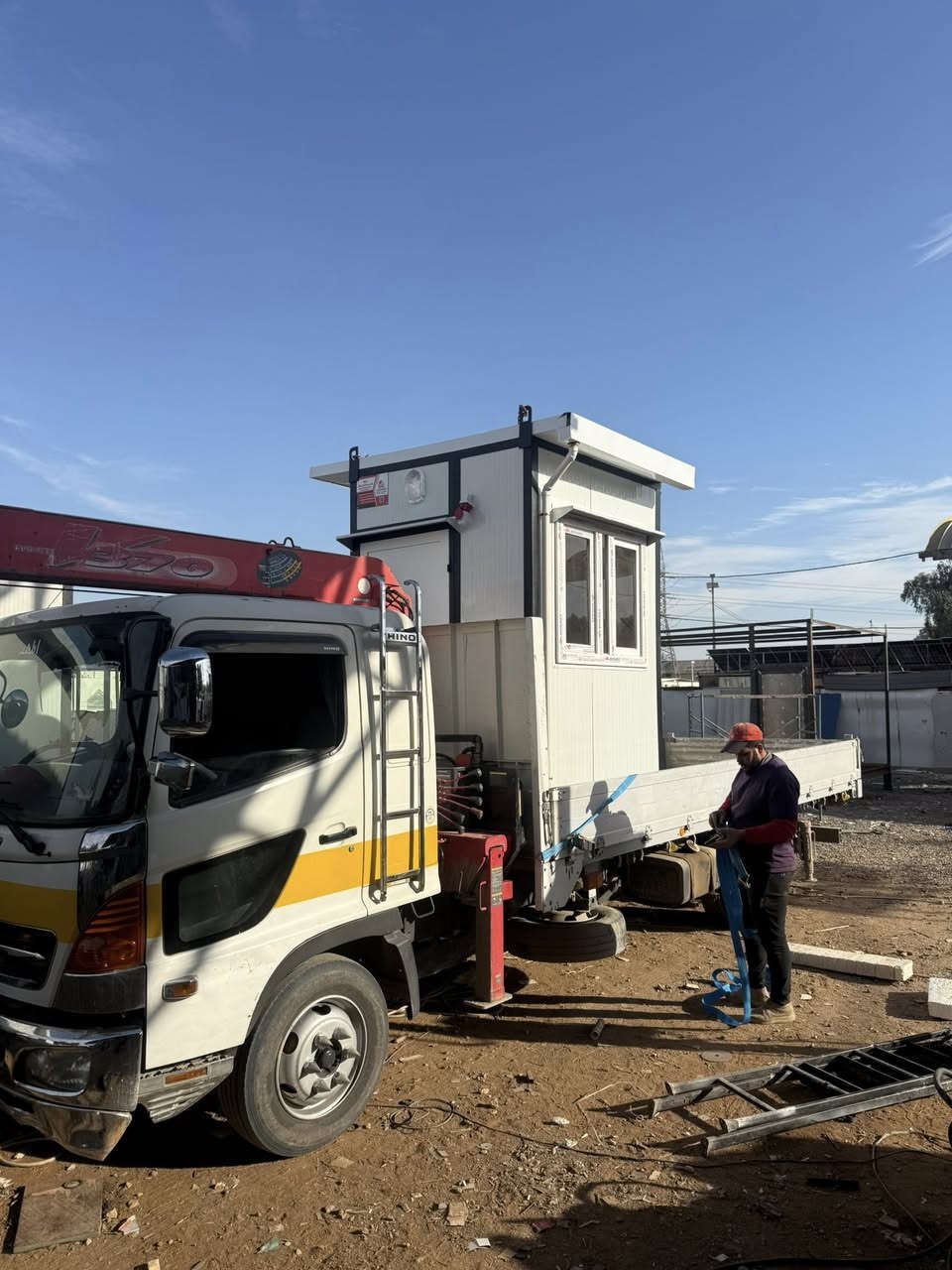 عمل وتجهيز كافة قياسات وانواع كرفانات السندويج بنل ولكافة محافظات العراق الحبيب ....🇮🇶

على مدار 2️⃣4️⃣ ساعة ⏰ 

للحجز والاستفسار يرجى زيارة فروع الشركة بالنجف ....الاشرف📍

- الفرع الاول : حي الحرفيين - الشارع الخدمي الامامي 📍

او الاتصال علئ الارقام التالية 

📞*********** //***********
