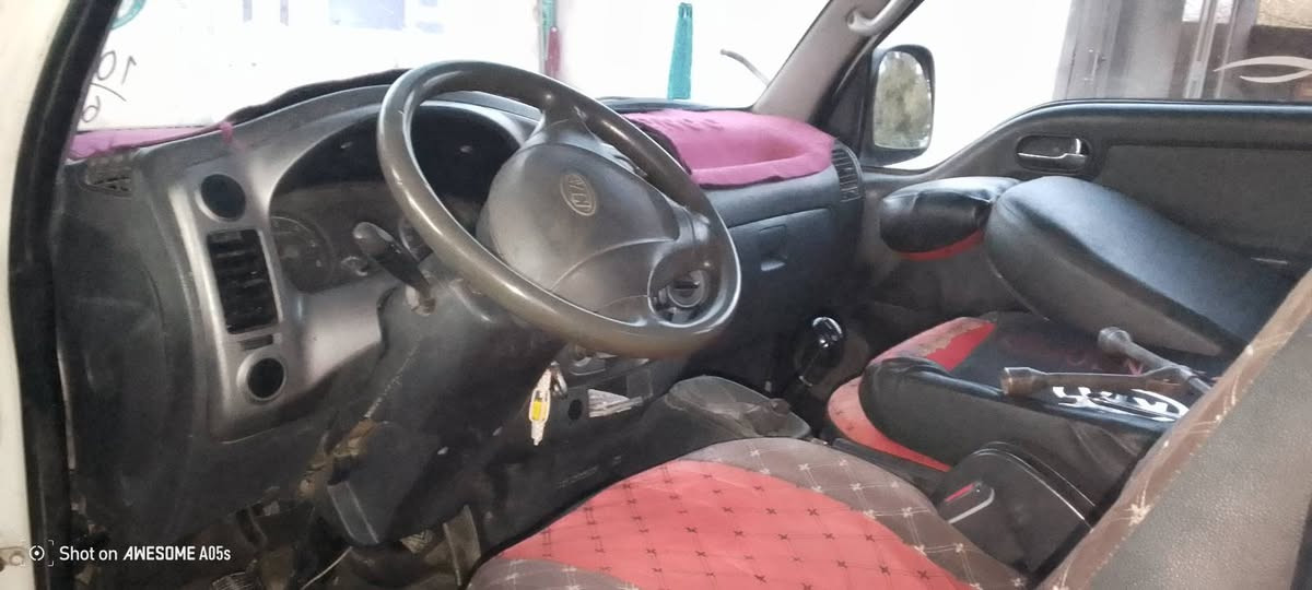 دوتني بؤ فروشتن 2008رقم سليماني 
سنوى تا28 بوياخ عام  مكينه 300 عادي
شوين كلار *********** نرخ 60گلا
