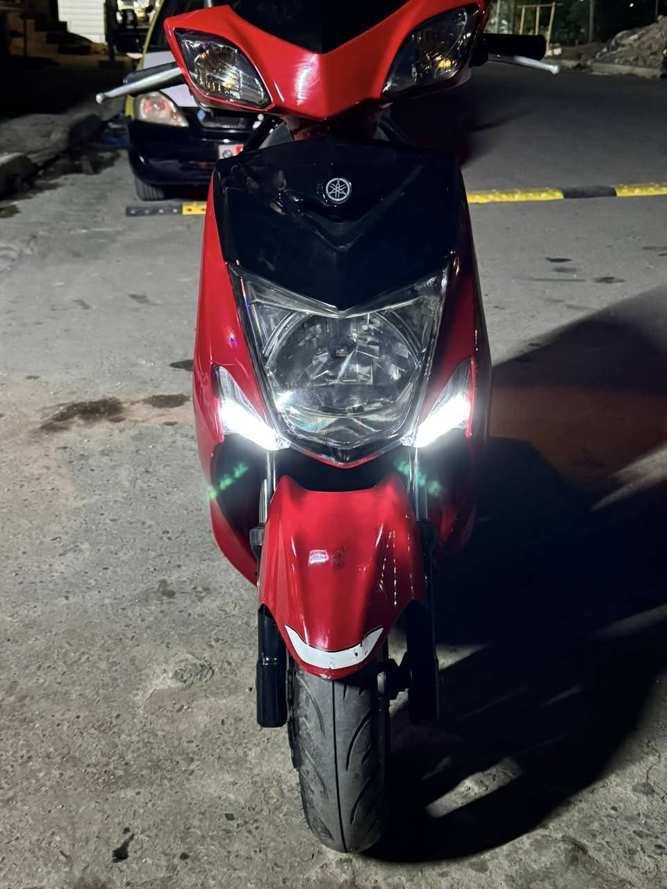 سلام عليكم دراجة سكنس لد صارلهة 3 ايام نازلة من رمبة ماشية 11 الف مكفولة مكينة برغي ممفتوح بيه سعر 1800 وبيه مجال ***********
