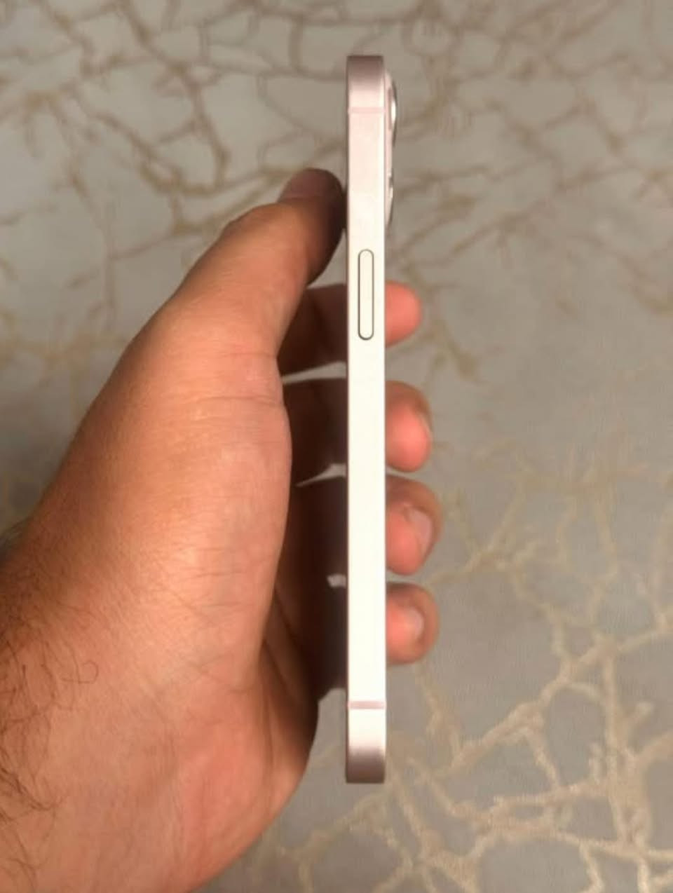 ايفون 13 بروماكس كفاله عامه جهاز كارتون كامل محلقات  كلشي موضح بل صوره كدامكم ذاكره 512 السعر 850 او بيه مجال واتساب ***********
