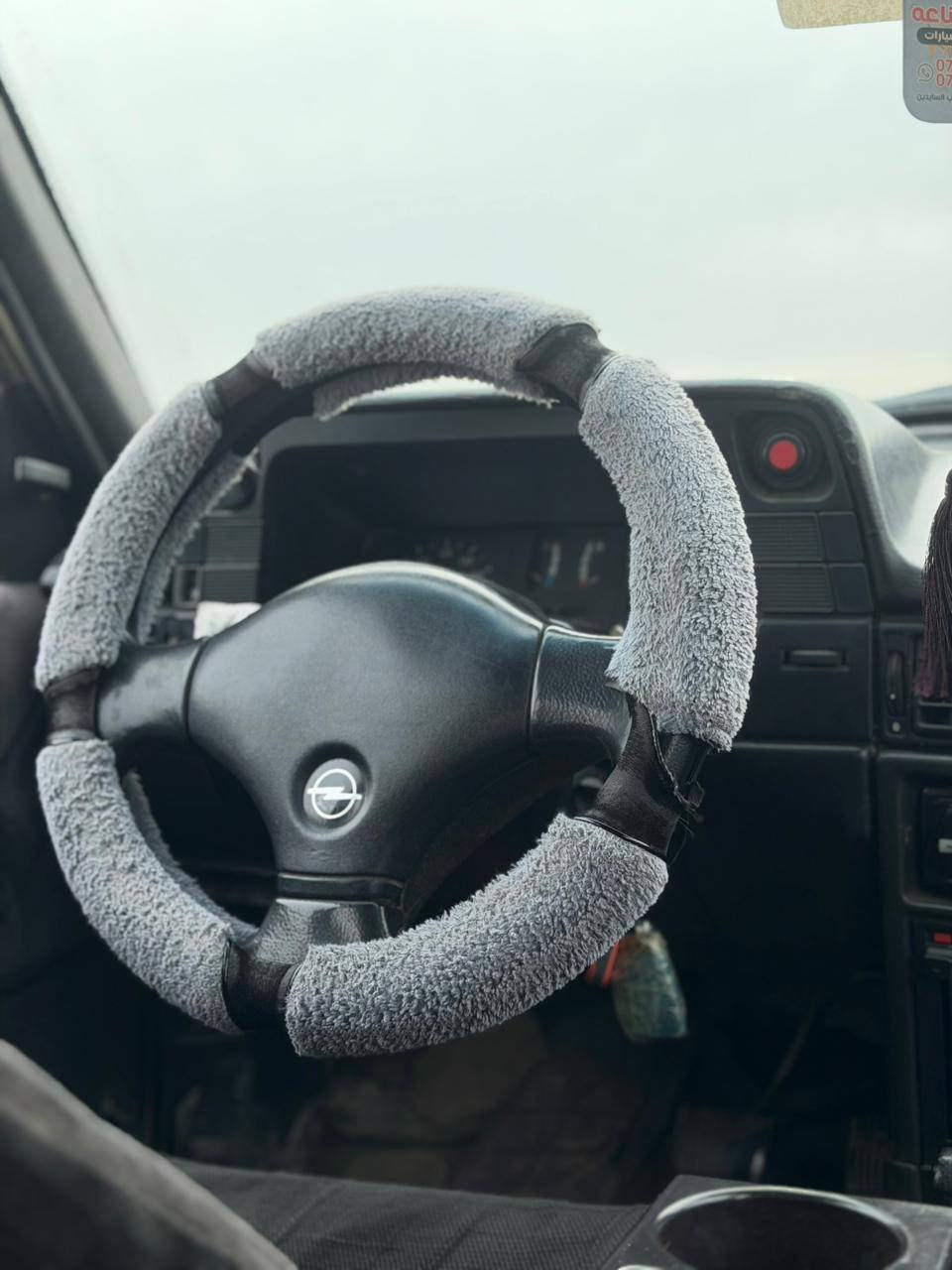 السلام عليكم
للبيع اوبل كاديت بلاديه

وضع شركة لا طخه ولا صبغ 

توماتيك 

موديل 91

قفل مركزي 

ستيرن بور 

كهربائيات كلها شغاله 

كير شرط 

محرك فقط بخار قليل 

بسمي لتواصل 
السعر 35

***********

0777142642
