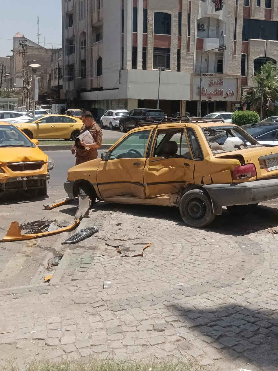 السلام عليكم سايبا للبيع م 2013 تحويل مباشر سنويه 2027 سعر 17 وبيهة مجال
كير ومكينه جديده  ضمانهن للبصره ***********
غير متواجد عله فيس
