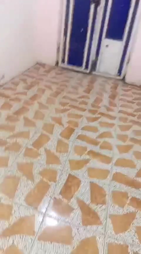 بيت للبيع بياسين خريبط مساحته. 205 طابق واحد 
غرفتين 
ومطبخ 
وحمام 
وصاله 
ودونيه 
الزون الثالث سعر ب 300
***********

