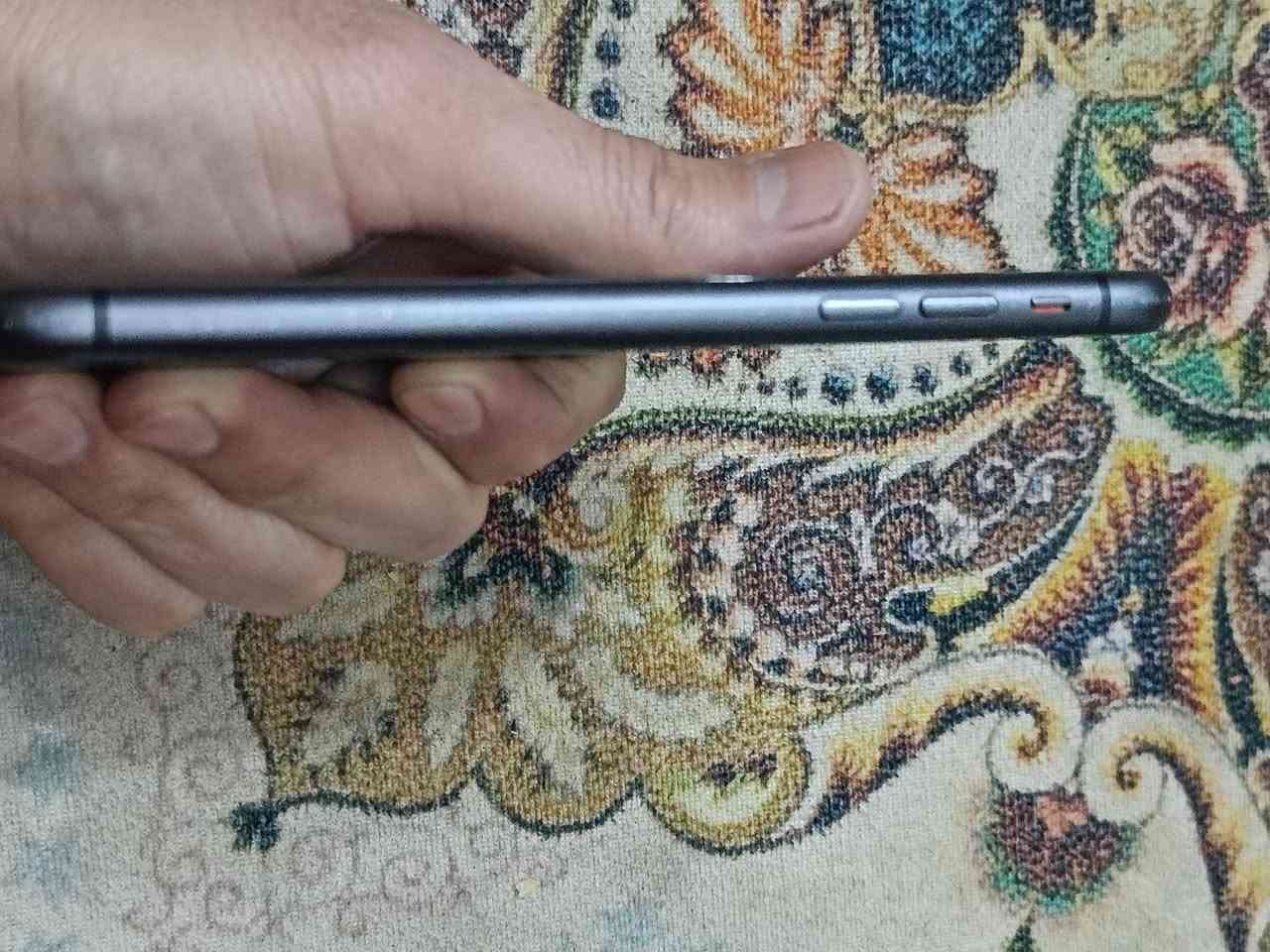 السلام عليكم جهاز ايفون 11 عادي للبيع نضيف مبدل شاشه و بطارية ذاكرة 128 السعر 200 وبي مجال العنوان بغداد الرشاد الرقم *********** هاذ الرقم واتساب فقط
