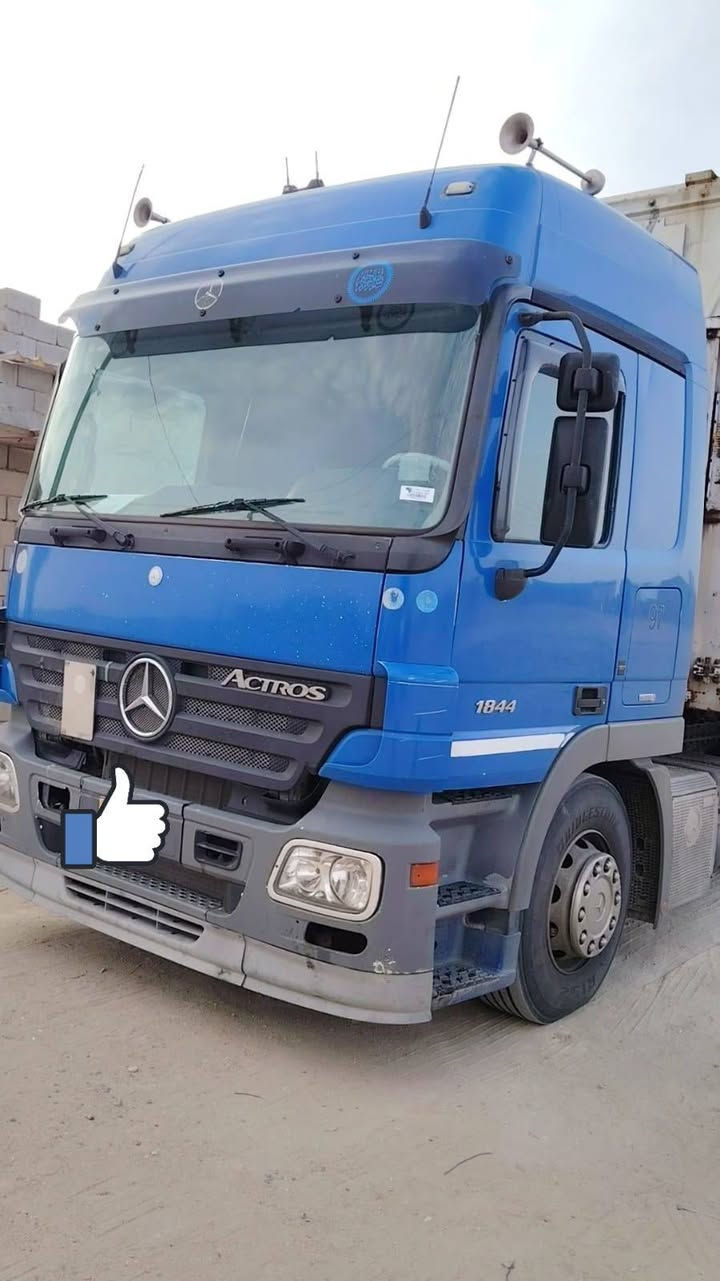 سلام عليكم كتروس البيع مديل 2006 مكينه1844 جديده شاصي مكفول سياره جديده رقم بغداد مداور ثاني يوم عربانه دزك حديد علاك سعر 320 وبيه مجال ترهم بس راس سعر 260 الهاتف ***********
