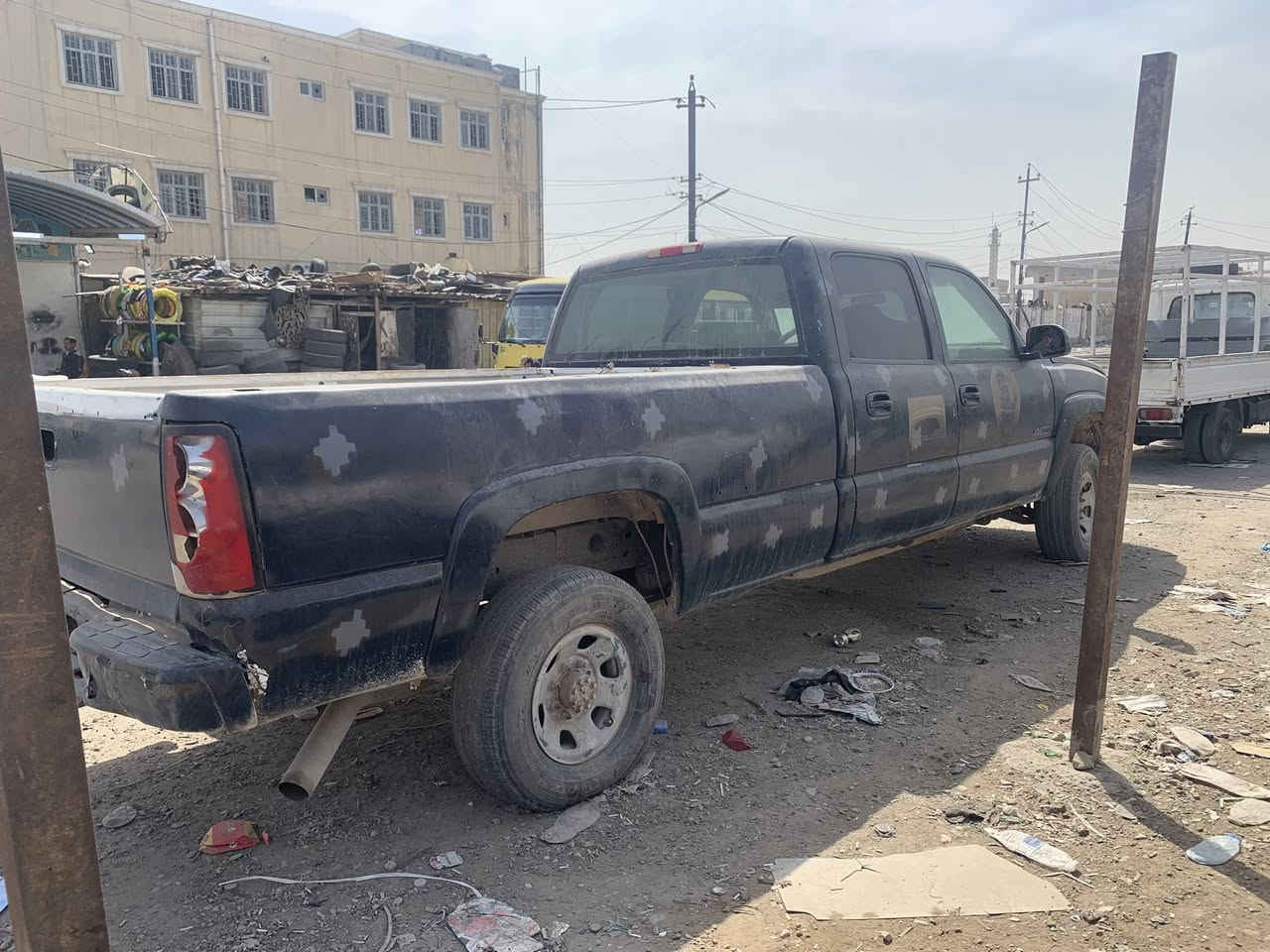 سلام عليكم سلفادور مال مزاد وزاره داخليه 2006 للبيع 
السعر 35وبيهةمجال 
مكينة 6100
كير 1000
للاستفسار ***********
مكان سيارة البلديات :دور العمال
