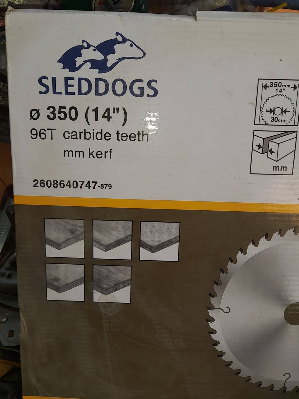 السلام عليكم ورحمة الله اغراض للبيع السعر على الخاص او الاتصال ***********
