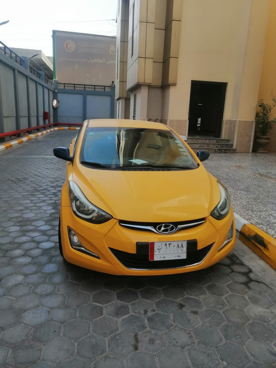 النترا  تكسي ٢٠١٥  طخه بيها ب جاملغ الخلفي سياره جاهزه عنوان كربلاء رقمها بغداد  سعر ١٢٠للاتصال ع الرقم *********** غير متواجد ع فيس
