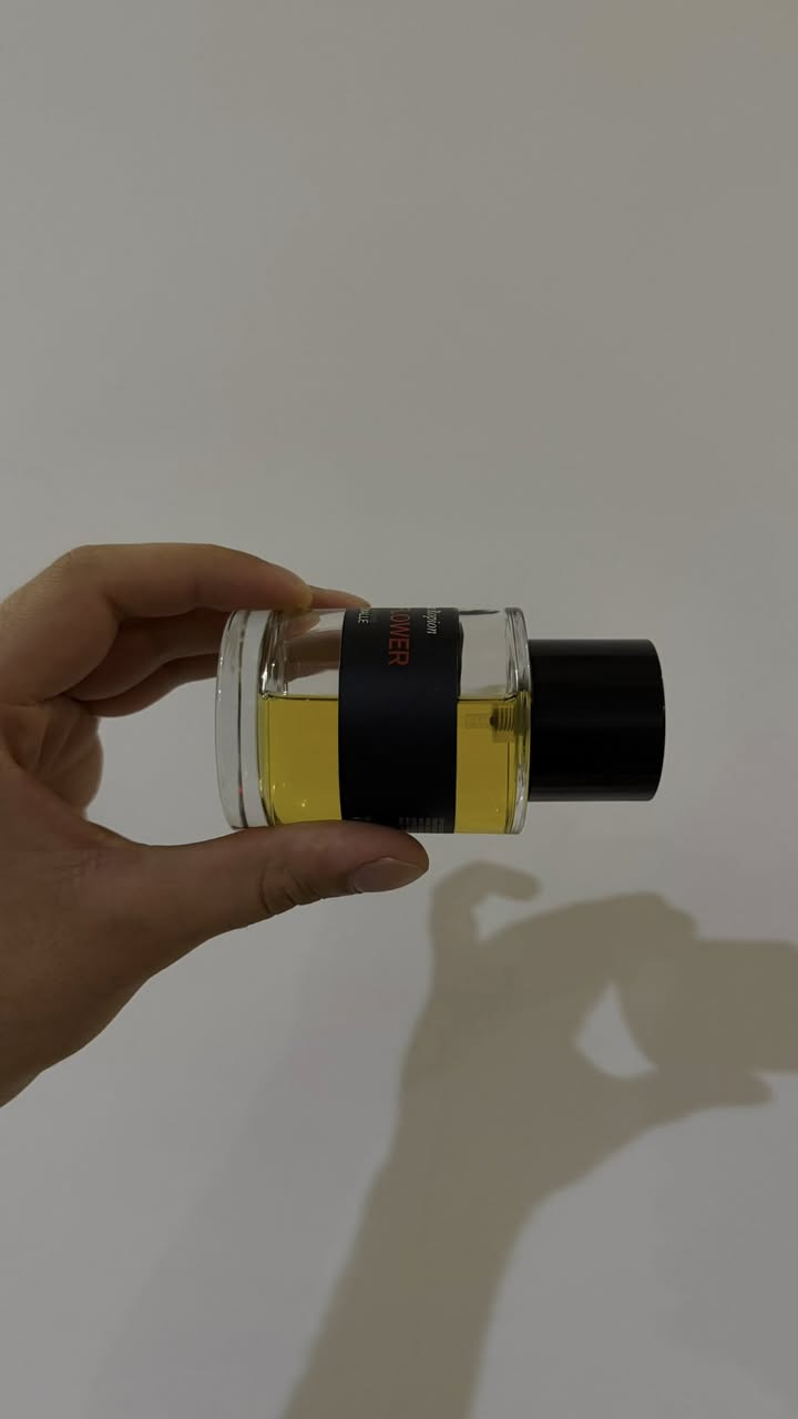 للبيع 
عطر Carnal Flower by Frederic Malle  
عطر زهري مسكي جميل جدا بنقاء و اداء جدا قوي 
المتبقي 65 ml 
للاستفسار على الخاص


**إذا كنت صاحب هذا الإعلان وتريد حذفه لأي سبب، رجاءا أرسل رسالة إلى الدعم الفني**