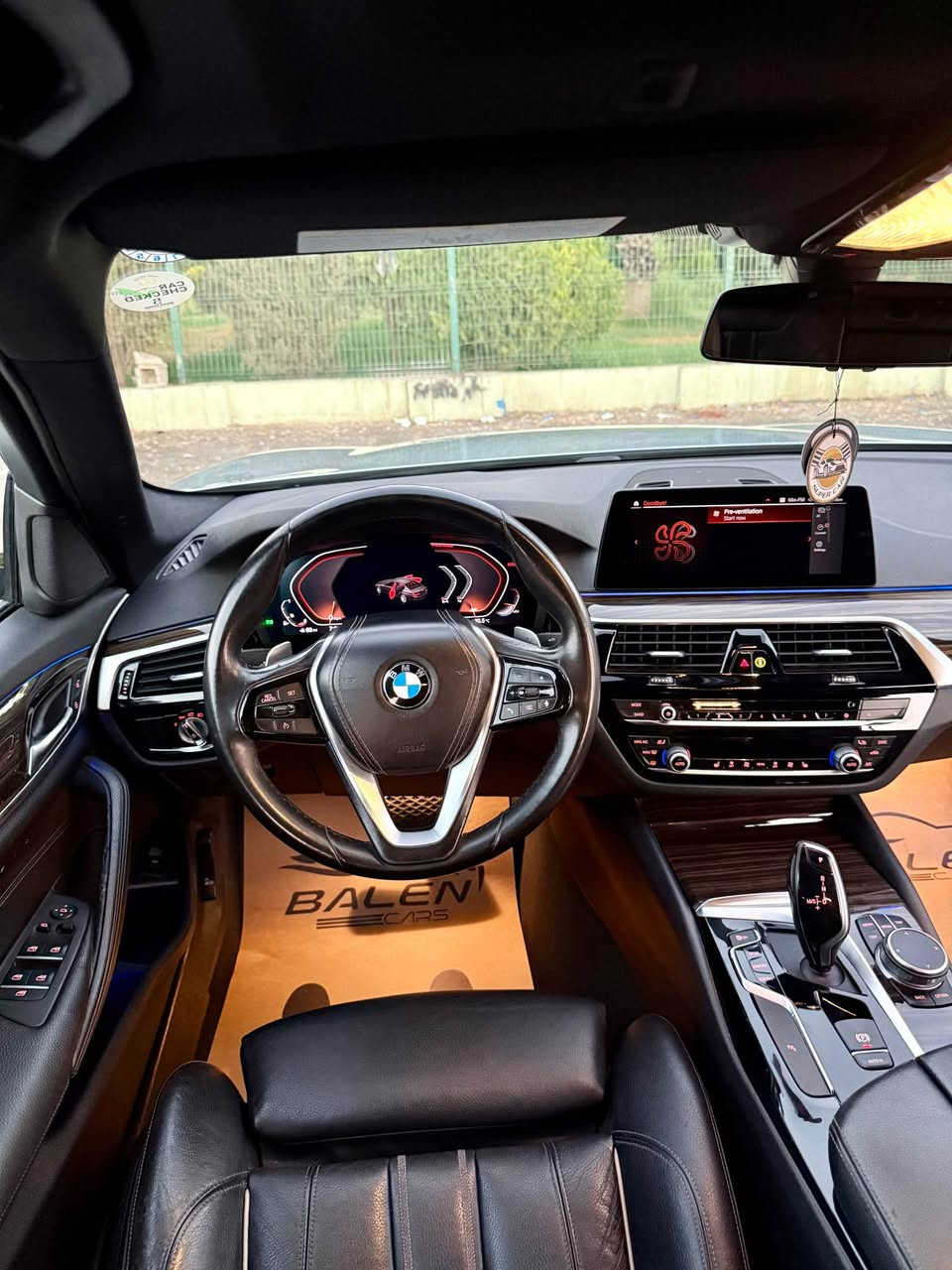 Bmw 530i sport line
‎موديل: 2020
‎ماشيه:-83 الف ميل

‎مواصفات :-sport line-
‎سلايد- -كيج الكتروني-
‎بابه بسمه-كشن هيتر و خزن كهربائي-رادار-حساسات-دواخل ليد-لايت ليد-صندوق شفط

‎وارد امريكي m
‎٢ باب سبغ بدون ارباگ  کبس   
 
‎تفاصيل اكثر الاتصال علی ارقام التاليه 
***********
 سعر 238$📞
‎عنوان:- اربيل منطقة معارض وراء شارع ٤٠م أربيل, العراق
