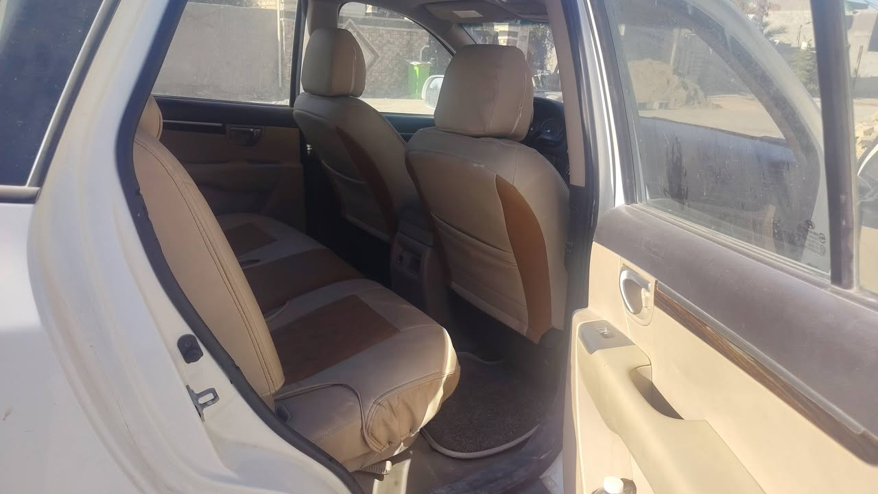 سياره سنتافيه موديل ١٢ محرك ٦سرندر حجم المحرك ٣٥٠٠ سبعه راكب السعر ١٤٥ورقه رقم بغداد مابيهه لاضربه ولاتبديل شخوط بسيطه ***********

