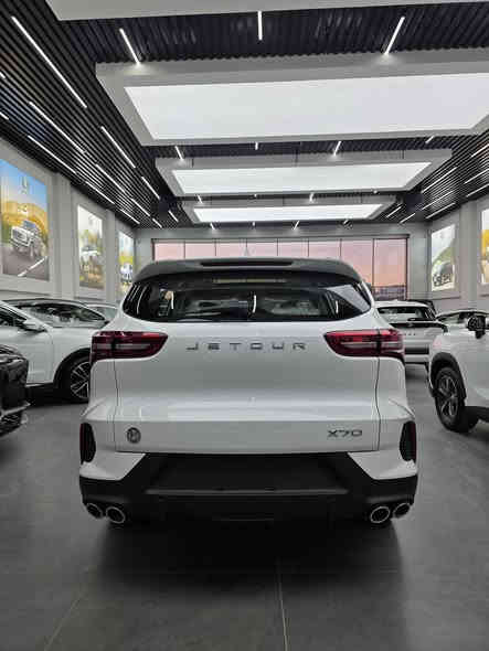 • جيتور X70
• الموديل: 2026
• مواصفات: خليجي 
• المسافة المقطوعة (العداد): 0 كم
• المحرك: 1.5 لتر توربو 
• عدد الأسطوانات: 4 سلندر
• شركة: #KUWAITCARS 
• أرقام الاتصال:
• ***********
• ***********
