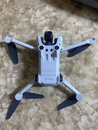 ميني 3 برو • ميني 3 عادي • ذراع ايمن امامي