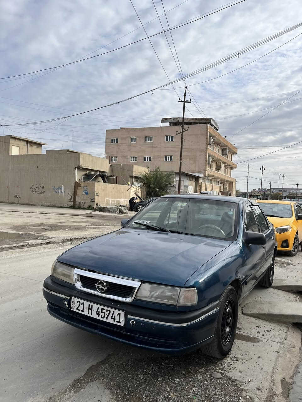 لبيع فروشتن 1995
فيكترا ١٩٩٥ مةكينة ١٨ گيرعادي سةيارةكة جاهيزة مةسرةفي تيانية هةمووگياني بةشةرت گيرو مةكينة بةشةرت رةقةم سليماني سةنةوي تا٢٠٣٠تازةية (تةكسية كراوة بةخسوسي)  ليدراو ١/٢پارجةي هةية بةس كيةشةي نية مةزبوت كراوة سعر٣٨مجال ***********
