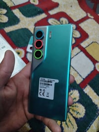 جهاز تكنو 40 برو للبيع مستعمل شهر واحد فقط الي يريده يتفضل خاص او هذا ...