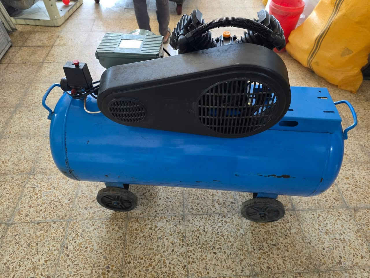 كمبريسر  لبيع نضيف حيل ماطور جديد  ملف نحاس مستخدم شي غليل سعرو 350الف بي مجال الموصل الايمن علق  راسل تدلل


**إذا كنت صاحب هذا الإعلان وتريد حذفه لأي سبب، رجاءا أرسل رسالة إلى الدعم الفني**