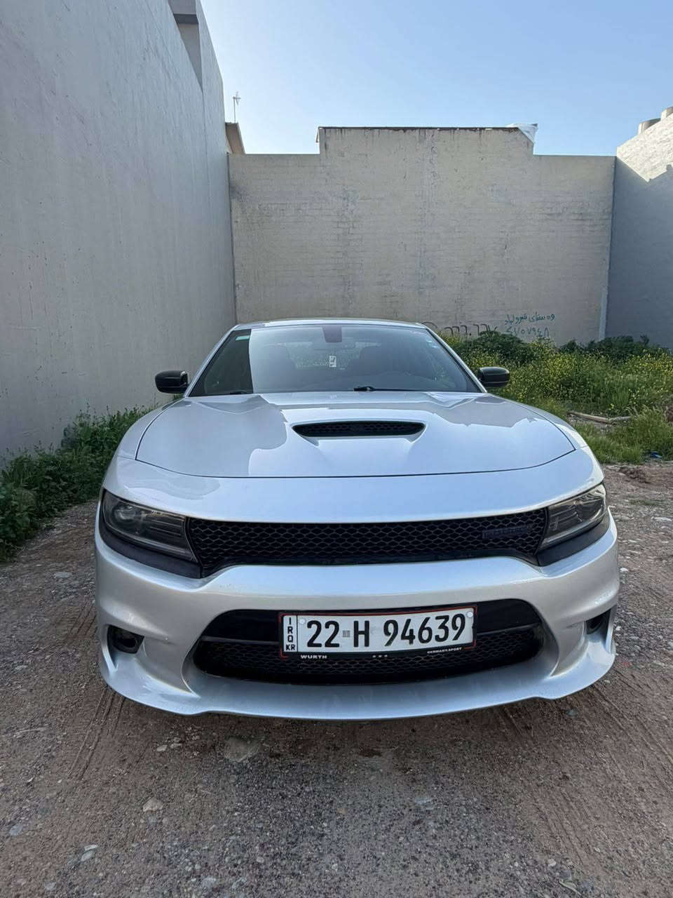 جارجر GT موديل 2023/فتحة سقف/كشنات هيتر/سبويلر ودفيوزر خلقي وكشافات/سوبر تراك باك بيها مال وضعية السبورت/ماشية 55 الف ميل بدون ايرباك/جاملغ خلفي صبغ مع دعاميات/بيها بخصه بالشاصي على قدر اصبع مسحوب ومرجع بلادي  طالبين عليه 280$ ***********  مكان السياره اربيل
