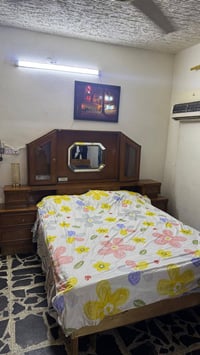 ملحقات غرفة نوم • ميز تواليت • دوشك