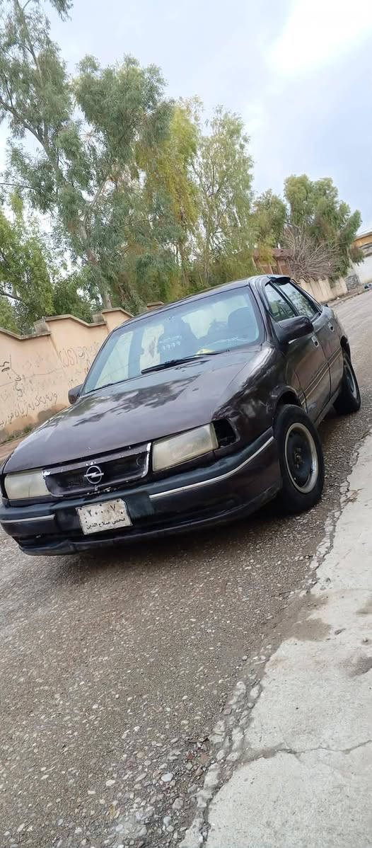 سەرەتا سڵاوو بەناوی خوای گەوڕە🤍

ئۆپڵ ڤکترایا 1991 
مەکینە 20
سەنەوی و وەڪالەیە بەشەرەتی ئەوەلـیات 
بێ لیدراوی
بی دەعم
سەیارەیەکی تابیڵێی پاك و پوختەیـە
گەرمی ئیشەکات بەشەرت
چواری و فڵچەو لـادان و
لـایت زینۆن
دەبڵ دەشبووڵ
واتا میل و کیلۆمەتر ئیشەکات 
فڕەی کرین و گێچ حەماوە
گیرو مەکینە بەشەرت
تایەی تازە
چوار سەماعەی باشوو تەنجیلی بێ عەیب 
ناو بەفریش بەیانیان یەک سلف ئیشەکات 
سعری 16 مەعامەلەیەڪی برایانە
مشتەری نی سەرم مەهیشینە 
مشتەری بیت جوابی چاتیش ئەدەم
*********** شمشمل, السليمانية
