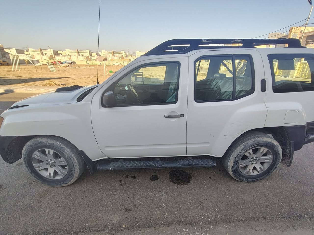 السلام عليكم نيسان اكستر موديل 2008 رقم بغداد دولي بسمي 67 قفل  مكانها كربلاء 
***********
