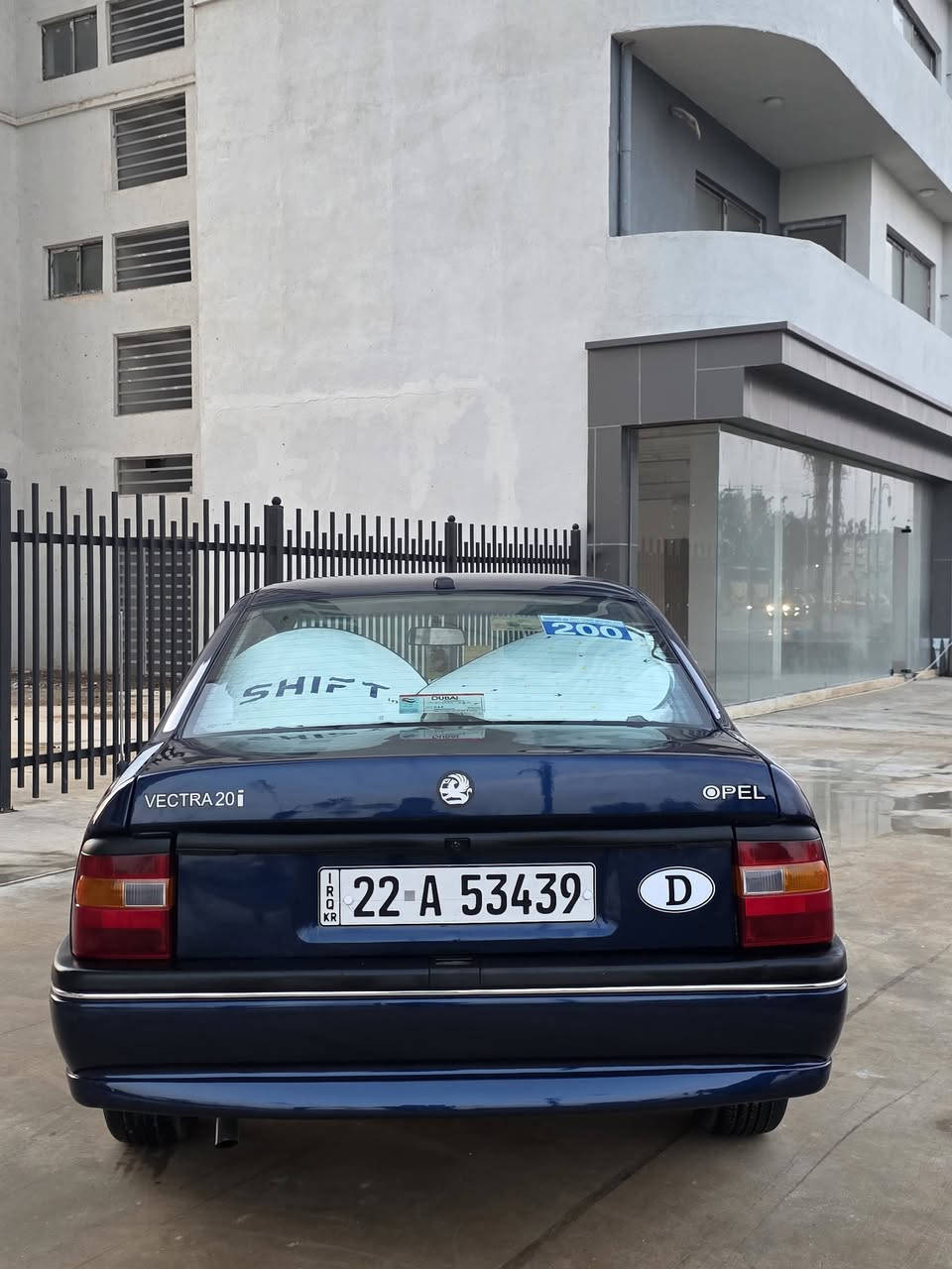 سلام عليكم من رخصة الأدمن المحترم عندي اوبل فكترا المان وضمان لون نيلي موديل 92.كامل امحدث 95.  رقم  كلة جديد.بيهة بطاقة بانزين.محرك حجم 20.كير (اوتماتيك).بشرط لاصرف ولابخار سيارةصبغ عام لل جمالية فقط بدون ضربة كلة ع بيلاد شريكة.بدون خياس.لايتات عدسة زينون ليد امامي قفل مركزي كنترول. سيارة 4اطارات وباتري كلة جديد صدر امامي وخلفي كله جديد كهربائي شغال سيارة جديدة مابي دينار مصرف ترايك وين متريد السعر 48وبيهة مجال كلش بصيط.لل شراي رجاء مو شراي اعبر منشور بكلمة حلوة مكان سيارة كركوك شورجة ملاحظة بدون اقصاط بدون مراوسة فقط ابيع نقد.لل تفاصيل خابر الرقم ***********.
