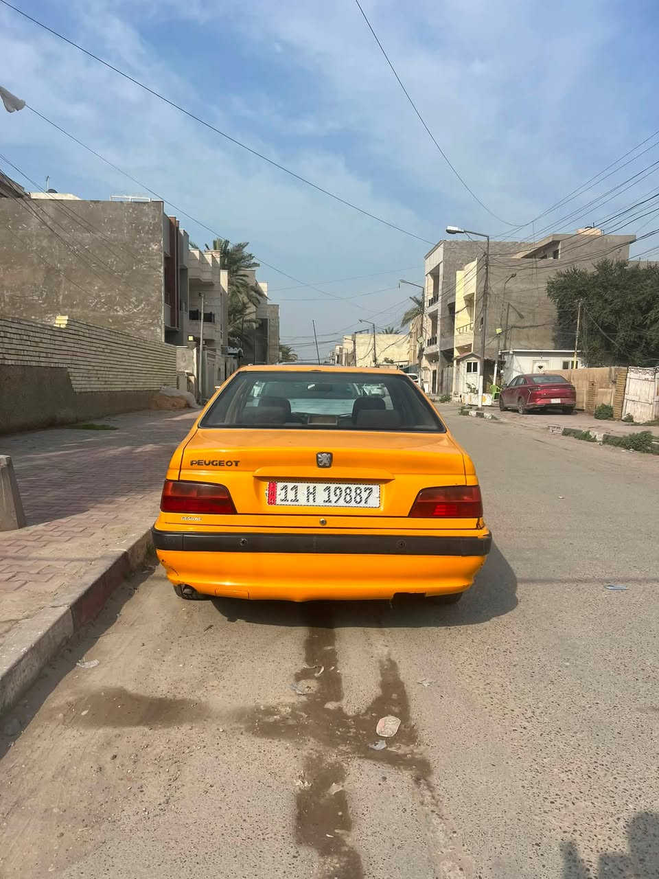 السلام عليكم
بيجو بارص موديل 2018 

رقم بغداد انكليزي 

بيها بنيد مبدل اثر طخه بسيطه بدون جاملغات 

منظومه غاز +بانزين 

تبريد شغال 

بيها تنقيص بسيط 

السعر ٥٤ وبيها مجال بسيط

المكان جزيرة بغداد السياحيه 

*********** واتساب ايضاً
