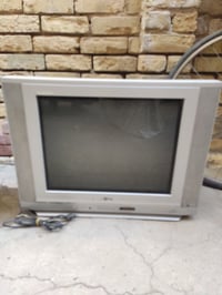 للبيع تلفزيون ال جي السعر 50 الف .. بغداد .. العطفية .. 07901664035