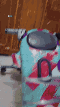 السلام عليكم دراجه شحن للبيع سعر ب 50 ابيها مجال المكان بصره شقق القزيزه يشحنون بطاريتها ما بيها شحن*********** وبيكم خير وتدللون
