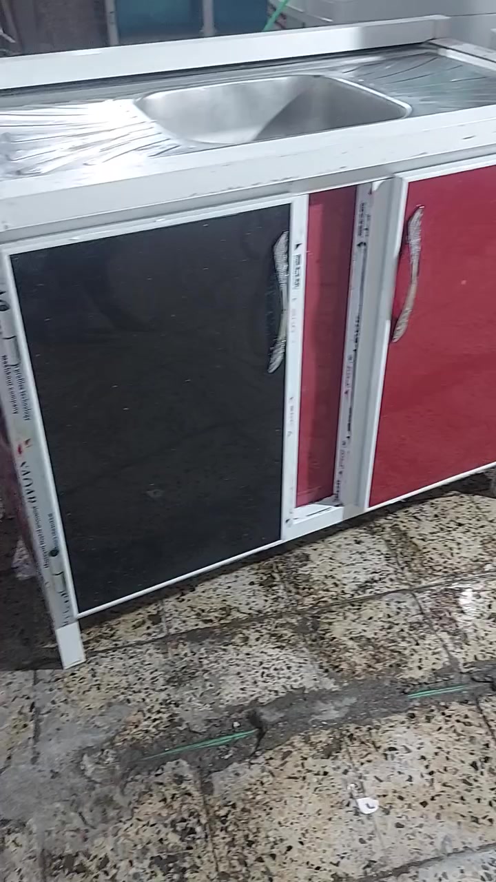 مدينة الصدر  موجود توصيل  ***********
