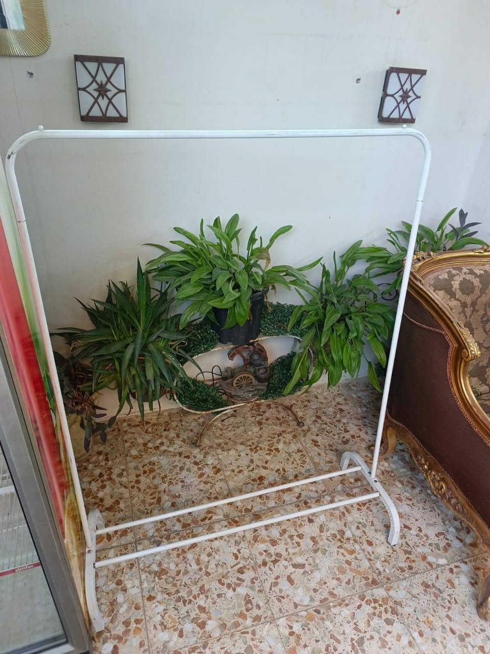أغراض لبيع المكان بغداد نهايه حي أور سبع قصور شارع ابو علي واتساب *********** الشراي يتصل ماارد ع التعليقات
