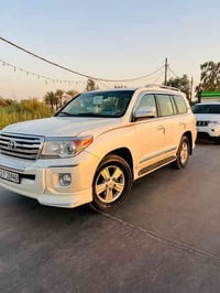 لاندكروز بريم • ٢٠١٣ • ١٣٢٠٠٠ كم