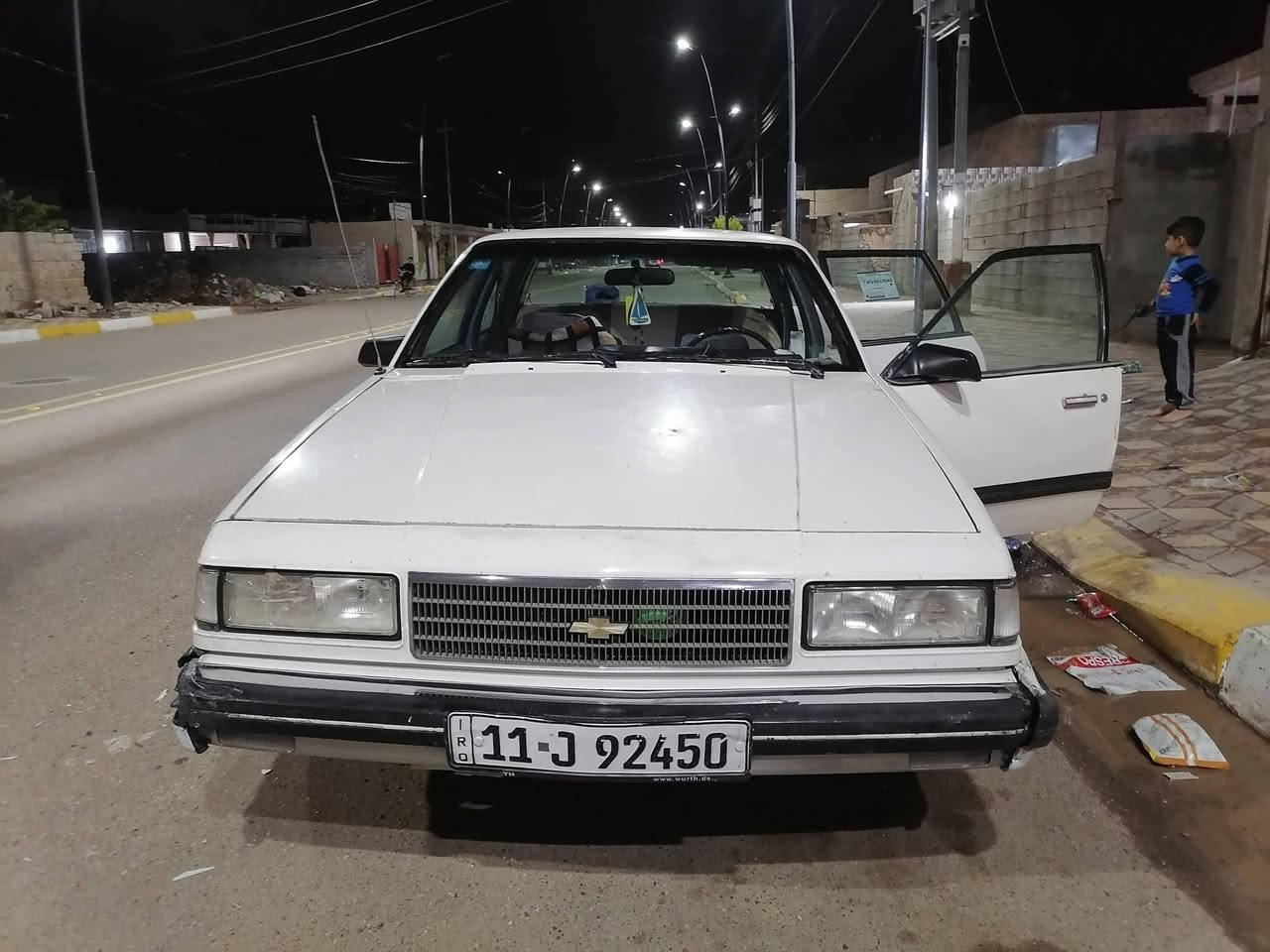 سلبرتي موديل 89سيارة جاهزه من كلشي تحويل ثاني يوم
كير ومكينه حاويه ماصار هوايه من شادهن 
كهربائيات كلها شغاله
كشن كهربائي
صدر خير من الله
تايرات نص عمر بيها بوربرن الصفحه اليسره كايم 
السعر 33وبيها مجال
للاستفسار ***********
