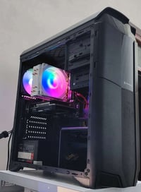 تحية طيبة للجميع  متوفر تجميعة للبيع  السعر 290 الف  CPU INTEL XEON E5...