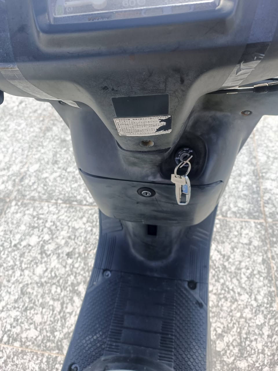 سلام علیكم اخوانی الماتور لبیع محرك(٨۰)تایرات جدید (5000)کم رایح كل جسمه كبس وبیلادی كتلوك هم باقی ر.م***********مکانی ڪرڪوك
