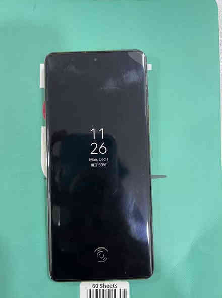 السلام عليكم 
للبيع 
g5ريلمي 12برو بلاس
ذاكرة 512
مع كامل ملحقاته 
كارتون +شاحنه 
 السعر 350
***********
