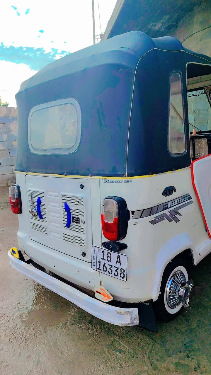 سلام عليكم شباب تكتك للبيع موديل 2021 مرقم تحويل ثاني يوم مكاني بغداد المحمودية الرقم بابل مشروع وطني مكفولة كيل ومحرك السعر 6250 وبيهة مجال اتصل *********** /***********
