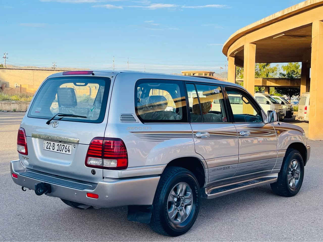 ***********
***********
TOYOTA..MONEKA....2007
مؤنيكابؤفرؤشتن.مؤديل   2007
 فول  مواسةفات .
169هە زار رویشتوە 
V6 . .مواسةفات .
كيرو  مةكينةي  بةشةرت مةكينةي  نةكراوةتةوه. 
رةقةموو سةنةوي  نوييه.. 
بؤياغ   1پارجە و دوو بن دە ر گای بویاخە  بارجةي  بةمە 
سةيارةكه  ساردوو  شوختي  نيه..
سعري 173كةلاو کە میک مە جال 
شوين :کۆیە
***********
*********** كويسينجاك, أربيل
