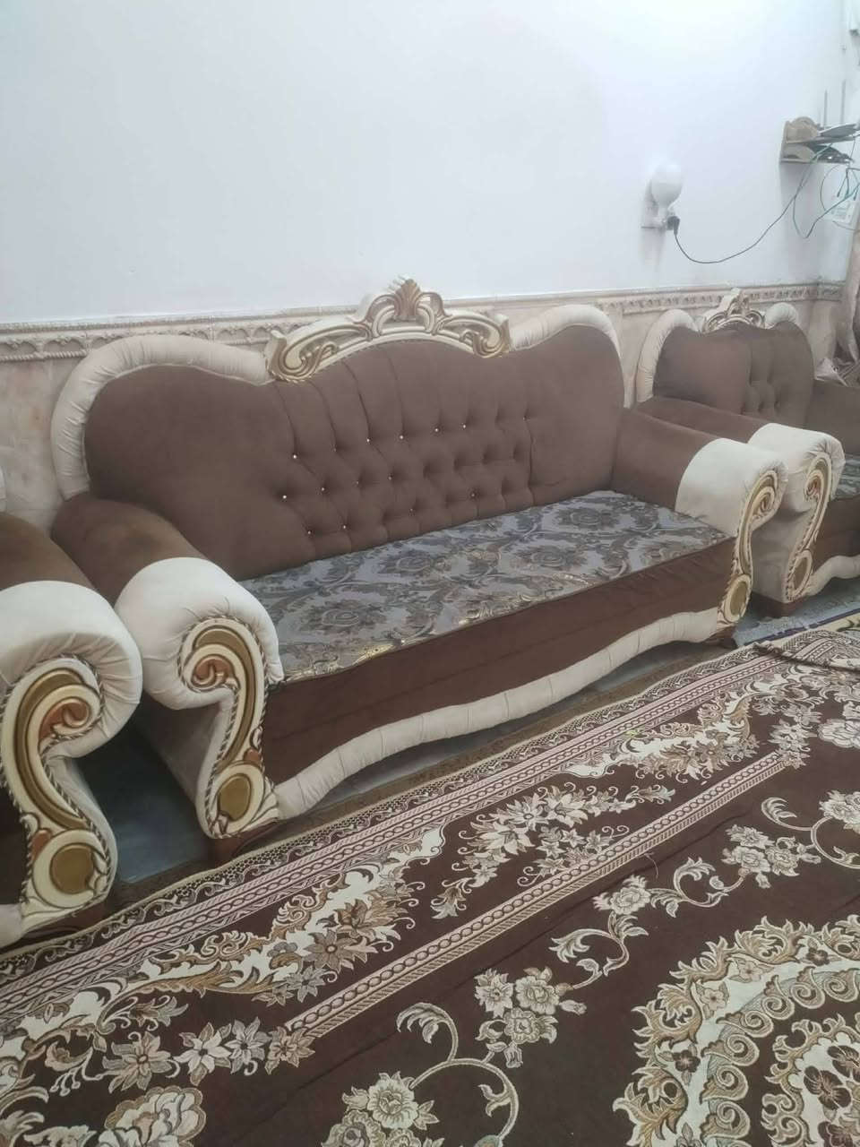 تخم تسكام شغل جديد مستعمل نظيف للبيع السعر ٤٥٠  حله ثوره رقم ***********
