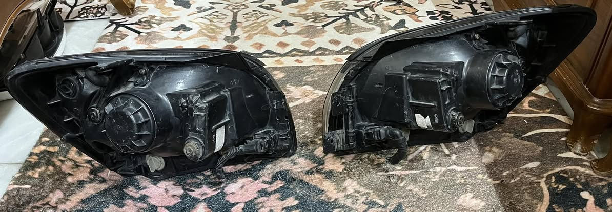 سلام عليكم اخوان … 
متوفر لايتات سپورتج من موديل ٢٠٠٥ الى موديل ٢٠٠٨ 
 السعر الزوج ٦٠ الف 
بغداد -المشتل 
للاتصال ***********
