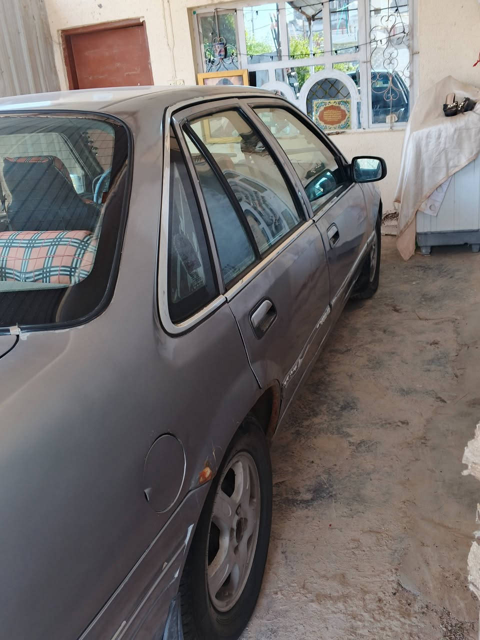 السلام عليكم سياره برنس فراشه اللبيع موديل 96 سياره رقم بغداد انكليزي مشروع وطني  نضيفه بمعنا الكلام  وحلا من صور ارضيه جلد محركها حاويه جديد باتري جديد تخم تاير جديد كهربائيات كلها شغاله لاستفسار اكثر اتصل على هاذه رقم ***********مكاني بابل سده الهنديه +غير متوجد على نت فقط اتصال
