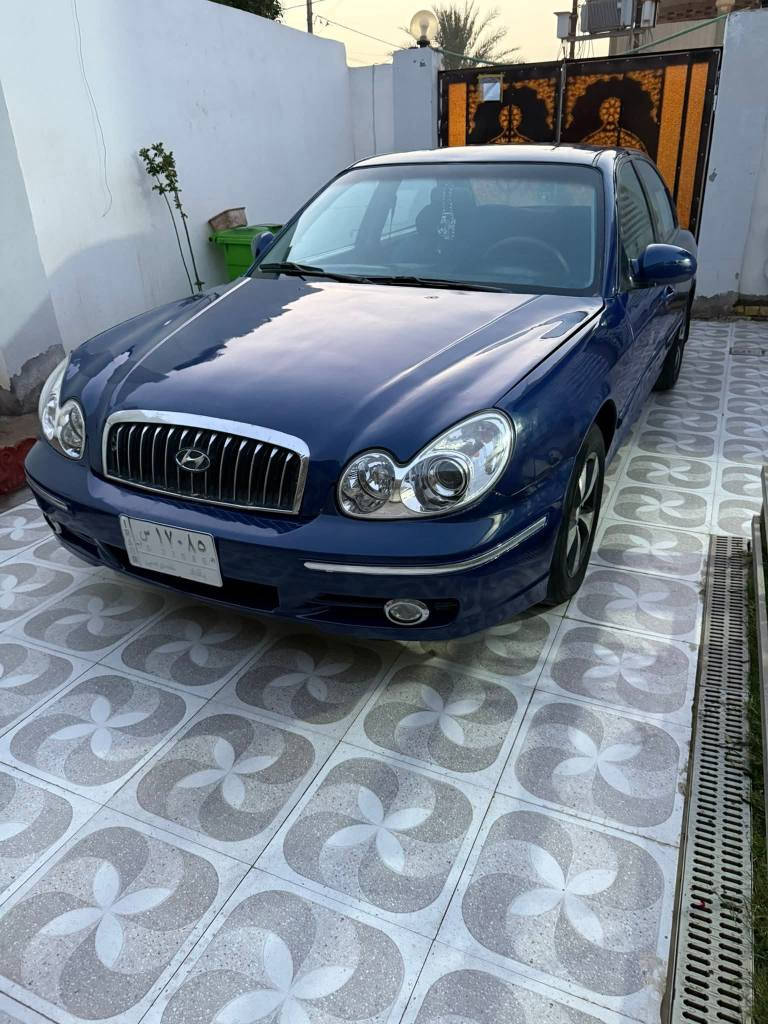 سوناتا وفود 2001 
محرك 2000 دوش كير اوتو مكفولات 
حداديه وكهربائيات جاهزه 
تبريد ثلج 
رقم بغداد الماني سنويه لل28 وتحويل مباشر 
مصبوغه عام للجماليه فقط لامعجون ولا ضربه 
ترايك لعرعر 
السعر 59$ وبيها مجال 
للتواصل *********** واتساب واتصال
