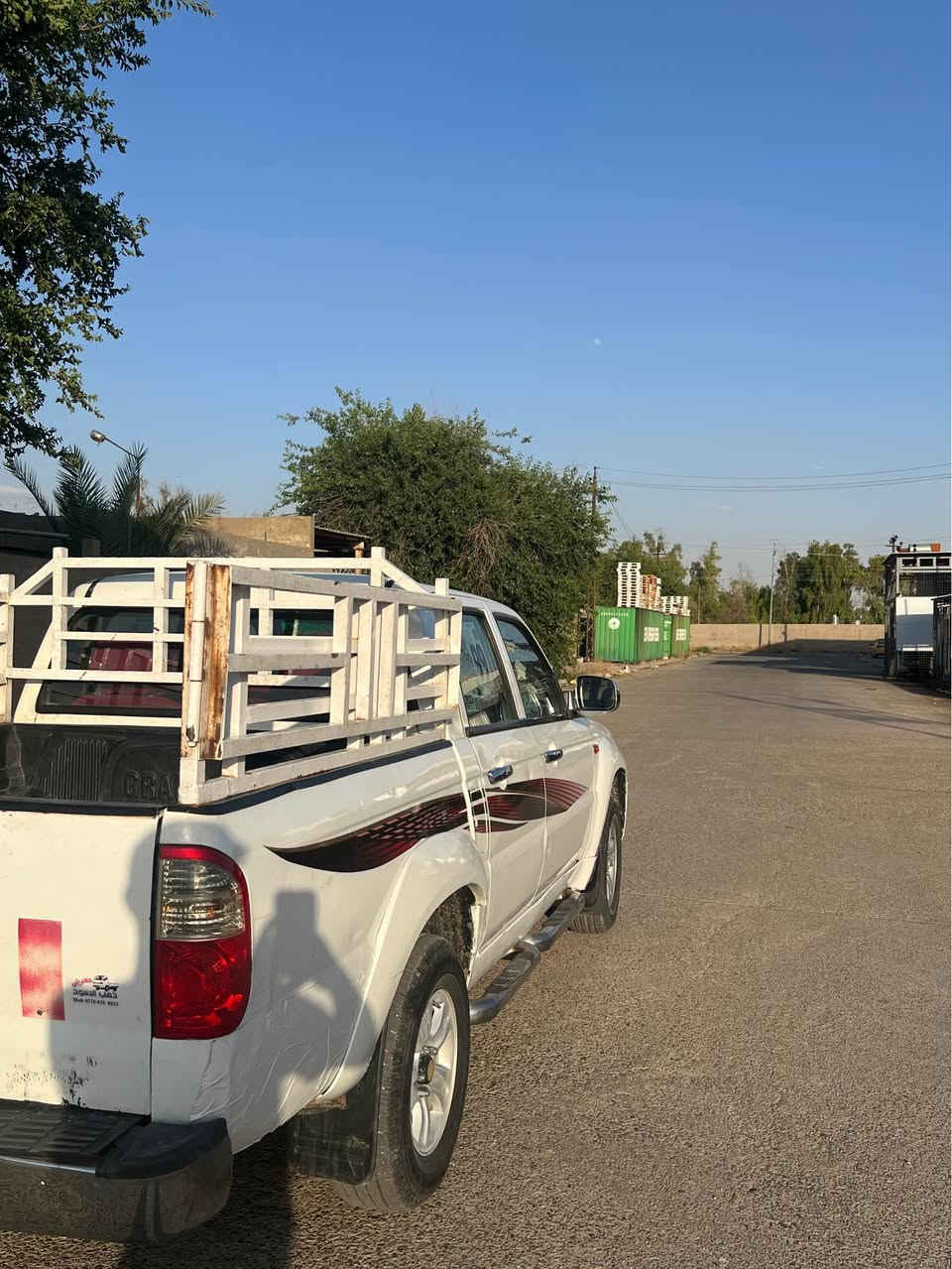 سلام عليكم بيكب سكاي للبيع  موديل ٢٠١٢ بسعر مناسب 63 وبي مجال 
سياره مشالله حيل ناعمه حلو 
كير محرك كله شرط سياره بسمنه شرط تحويل ول غرامات العنوان كركوك 
الرقم هاتف *********** كركوك, العراق
