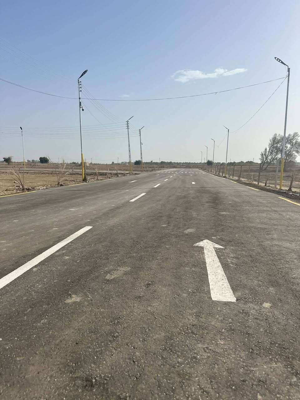 قطع سكنيه بموقع مميز وخدمات كامله من الماء والكهرباء شوراع مبلطه بعرض ١٥ متر اناره ليليه  مدارس داخل الموقع
يوجد اقساط اقساط ونقدي الاسعار مناسبه للاستفسار خاص او اتصال 📞 *********** او واتساب 
الموقع الديوانية قرب حي الفرات
