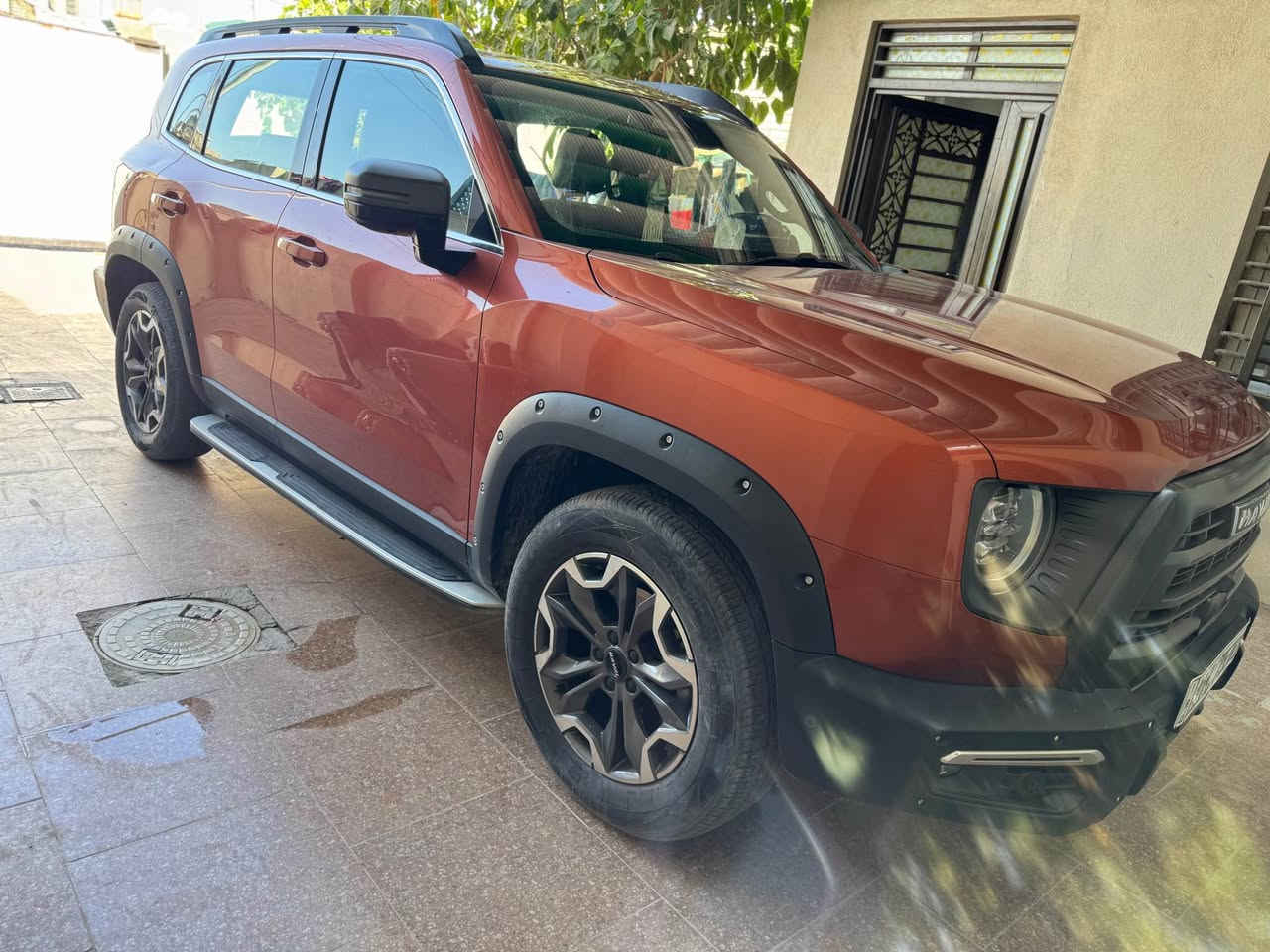 🚘 للبيع | هافال دارجو 2022 (Haval Dargo) 🚘

🔸 الموديل: 2022
🔸 اللون: برتقالي معدني
🔸 المحرك: 2.0 تيربو
🔸 ناقل الحركة: أوتوماتيك 7 سرعات DCT
🔸 الدفع: رباعي (4WD)
🔸 كاميرات 360°
🔸 حساسات أمامية وخلفية
🔸 شاشة كبيرة ونظام تشغيل ذكي
🔸 فتحة سقف
🔸 السيارة بحالة ممتازة جداً وخالية من الحوادث
🔸 جميع الصيانات الدورية منتظمة

💰 السعر: قابل للتفاوض للجادين
📍 الموقع: النجف الأشرف
📞 للاستفسار والمراسلة على الخاص أو الاتصال على الرقم: __________
***********
السيارة نظيفة جداً وجاهزة للفحص، والله يبارك لصاحب النصيب. النجف, العراق
