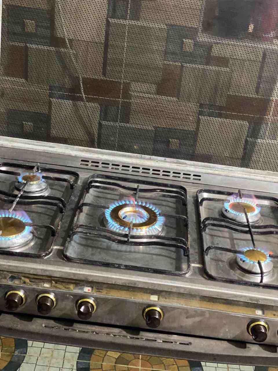 طباخ كريازي شغال 250وبي مجال ***********
